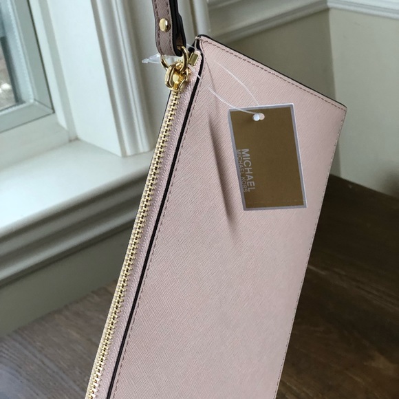 NWT Michael Kors eifel tower Paris wristlet - Picture 7 of 8